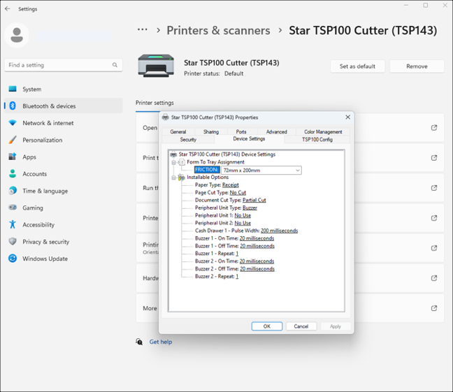 Printer settings window with device options.